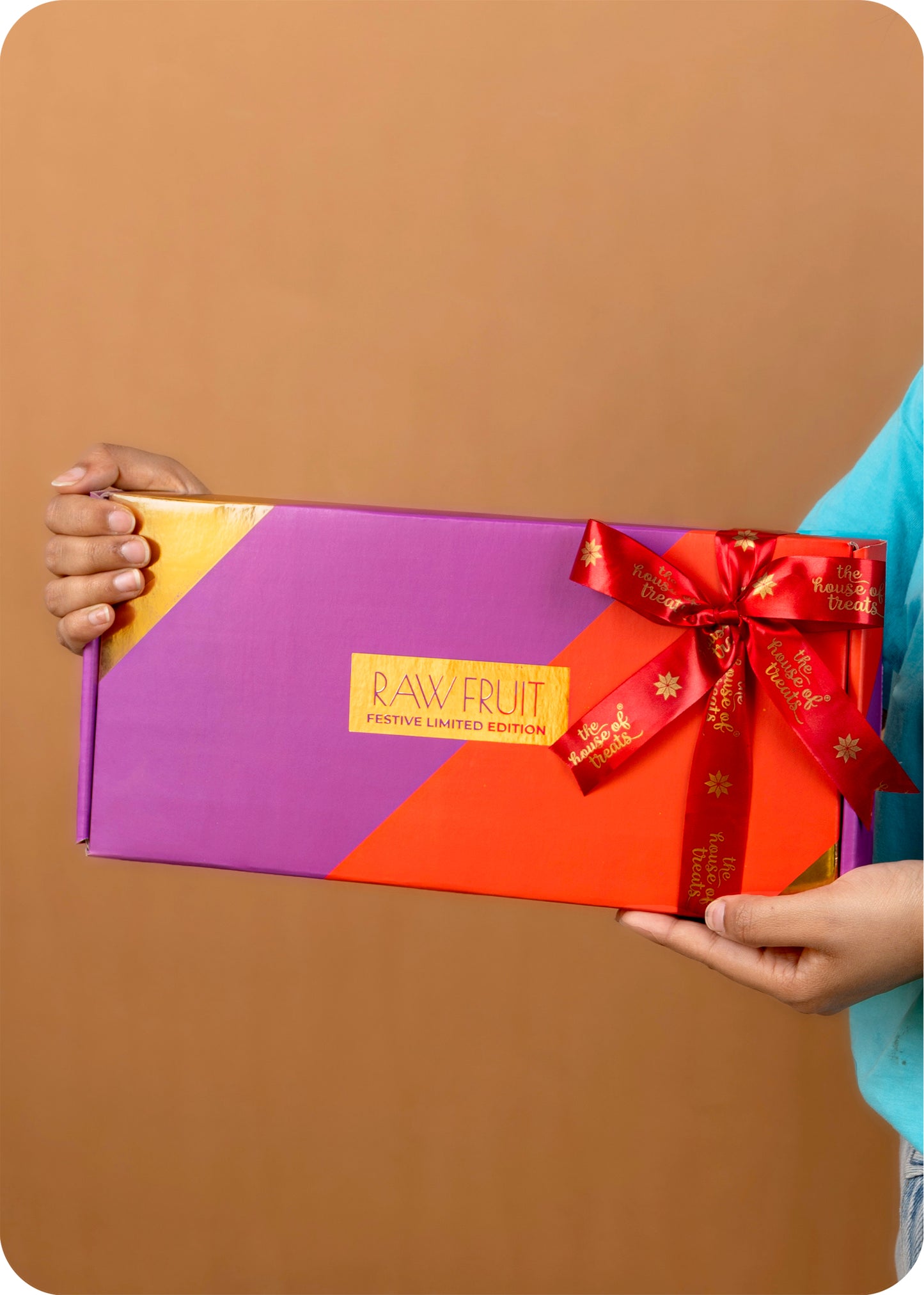 Holi Gift Box: Dry Fruits & Sweets