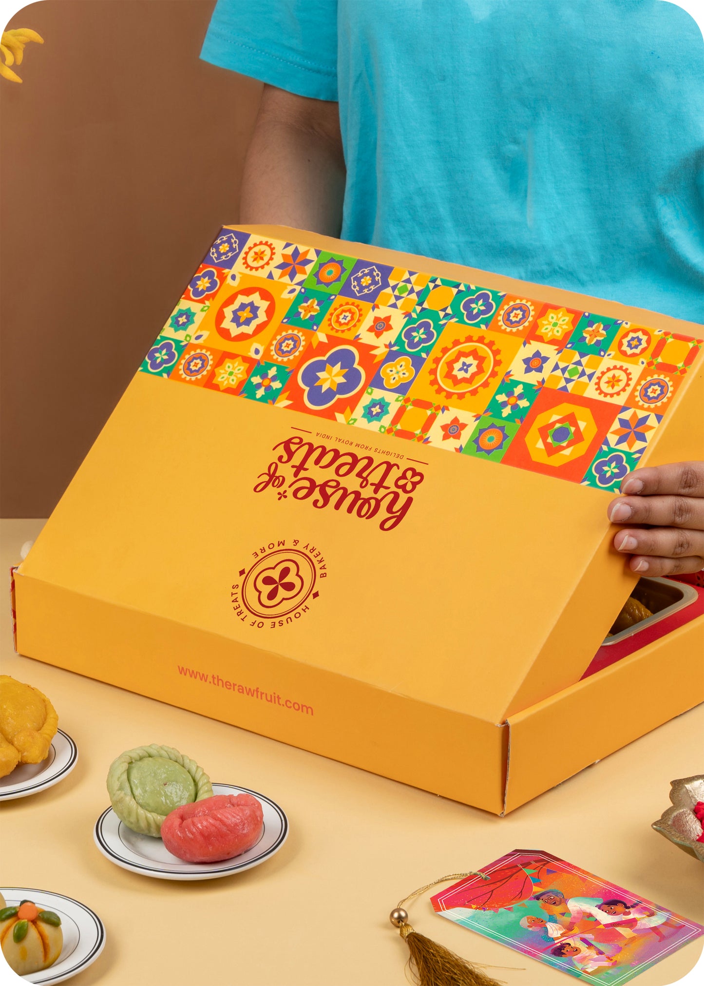 Holi Sweets & Savory Box