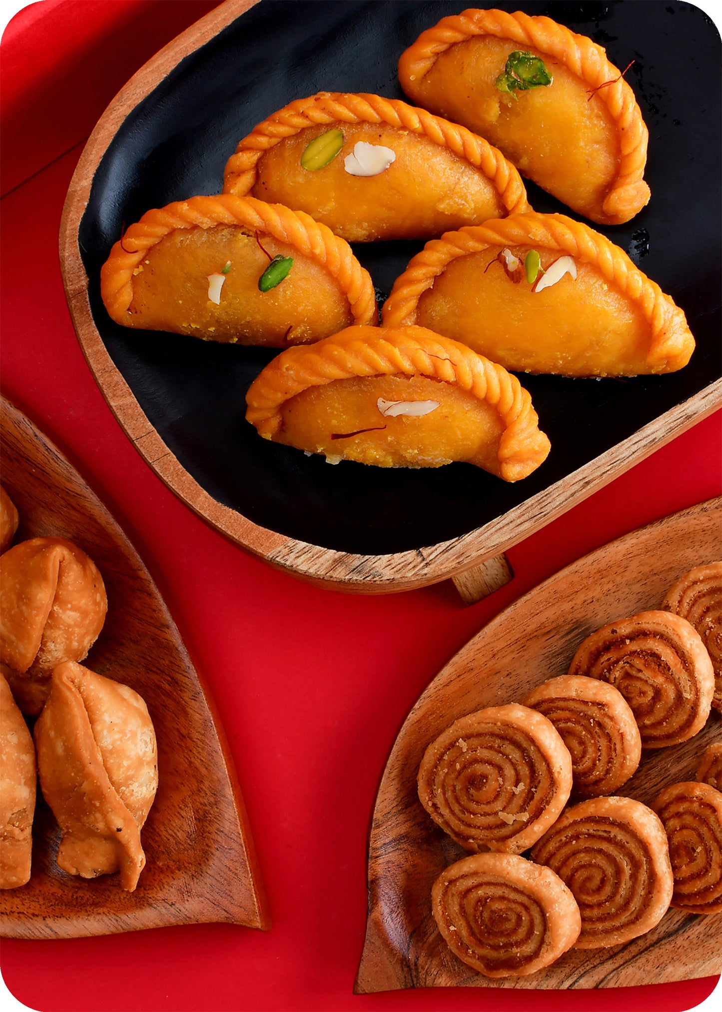 Holi Gift Pack Shahi Gujiya, Bhakarwadi, & Samosa