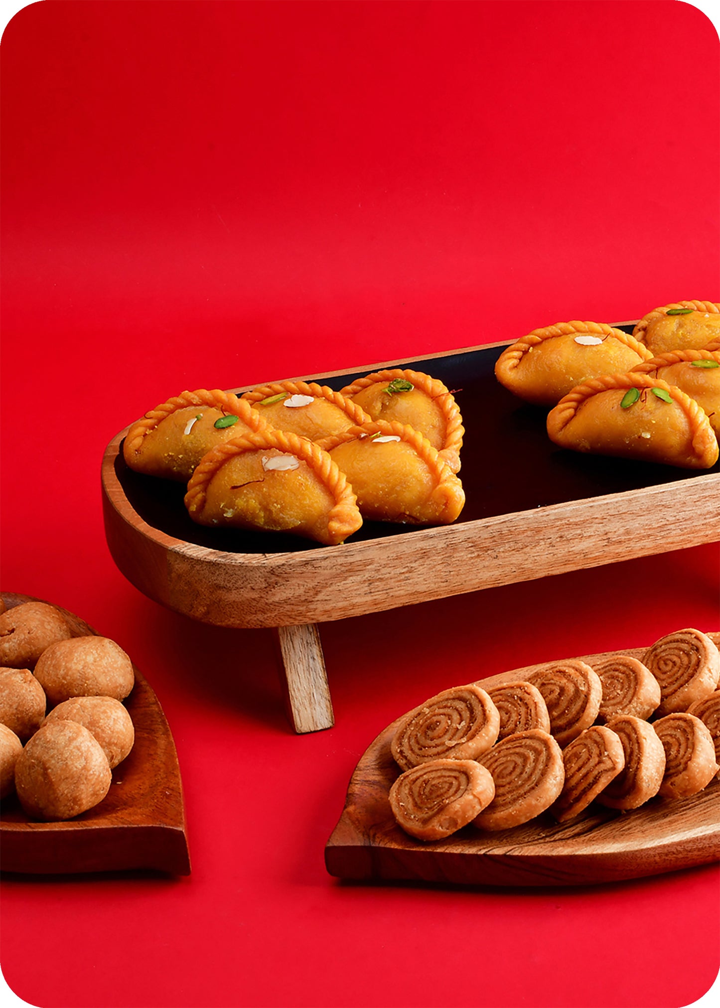 Holi Gift Pack Shahi Gujiya, Bhakarwadi, & Kachori