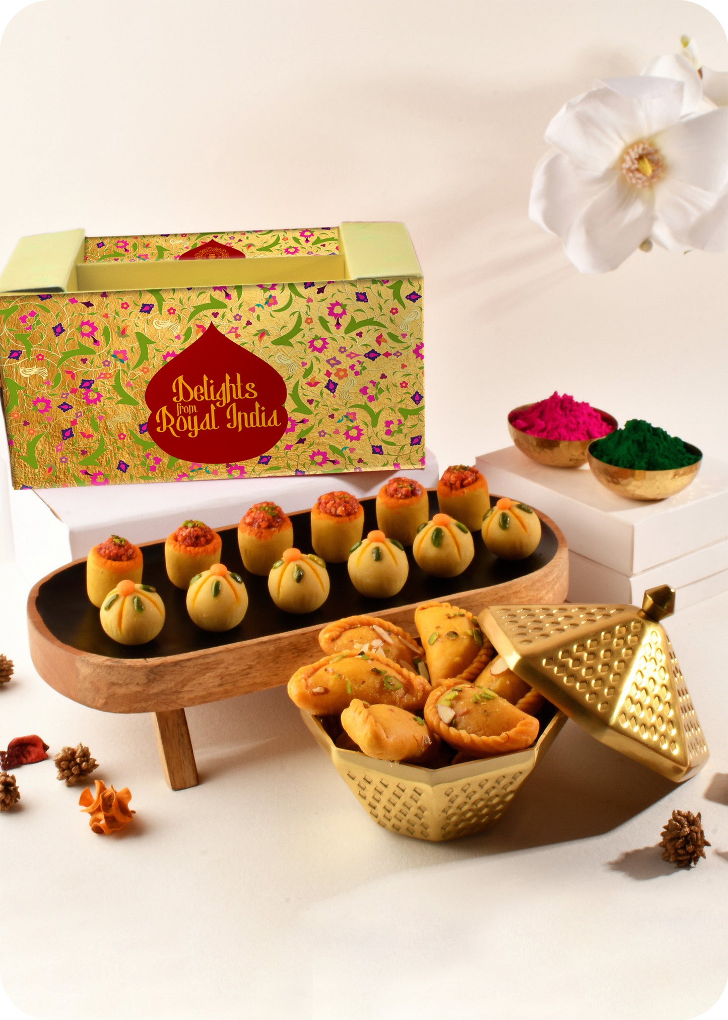 Holi Gift Pack Thandai & Pan Laddoo, & Shahi Gujiya